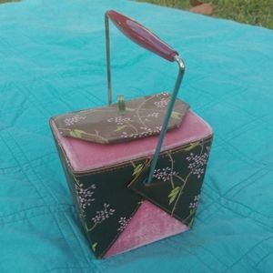 Yans NY Chinese take out purse pink